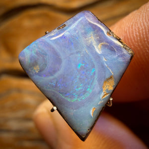 6.7cts - Queensland Boulder Seam Opal Rub