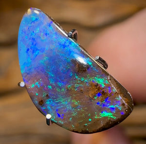 2.7cts - Australian Boulder Opal from Winton - Opal Whisperers