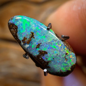 1.8cts - Queensland Boulder Seam Opal. Australian Opal