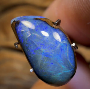 🔨 AUCTION 🔨 No Reserve 3.4cts - Queensland Boulder Seam Opal from Winton. Australian Opal