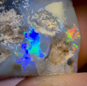 š 21.1cts - 2x Lightning Ridge Opal Rough Parcel