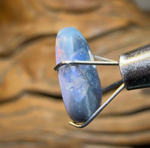 1.95cts - Solid Australian Black Opal from Lightning Ridge - Opal Whisperers