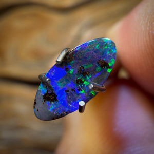 0.65cts - Australian Boulder Seam Opal