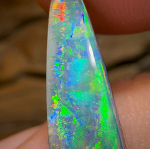 5.6cts - “Light Beams” Australian Boulder Opal from Winton. Gem Quality - Opal Whisperers