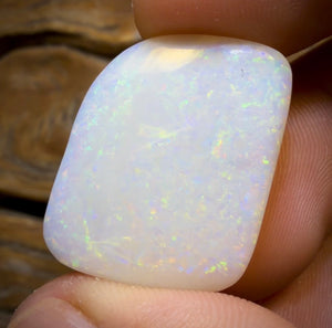 21.6cts - Olympic, South Australian White Opal