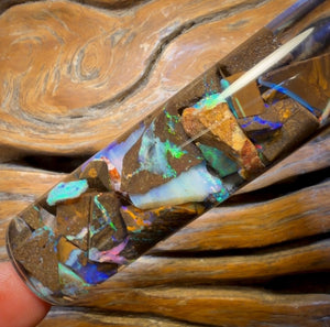 117,4 ct – TOP-Fläschchen mit gemischtem australischem Boulderopal-Rohmaterial