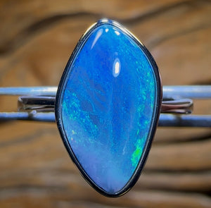 Pipì Shell Sterling Silver - Queensland Boulder Opal Doublet Ring - Opal Whisperers