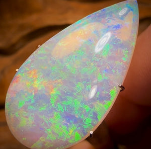 10.8cts - Large GEM Lightning Ridge Crystal Opal Heritage Collection