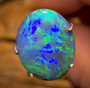 1.9cts - Solid Black Opal from Lightning Ridge