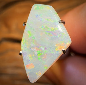 1.5cts - South Australian Crystal Opal Old School Cut