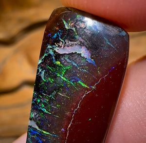 19.2cts - “Electric Rim”Yowah Nut Tribal Opal - Opal Whisperers