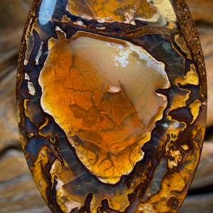 🔨 AUCTION 🔨 87.6cts - Yowah Nut Crystal Centre Opal. Australian Opal