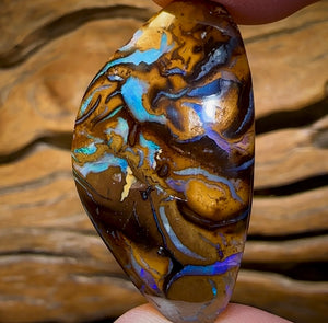 26.4cts - Wow Tribal Boulder Opal from Yowah