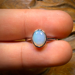 🔨 AUCTION 🔨 Sterling Silver - South Australian Crystal Opal Ring