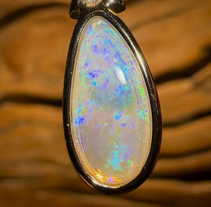 Sterling Silver - Solid South Australian Crystal Opal Pippi Shell Quality Pendant