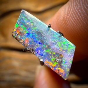 1.9 Karat - Queensland Boulder Seam Opal. Australischer Opal