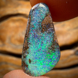 7.1cts - Queensland Boulder Seam Opal from Winton