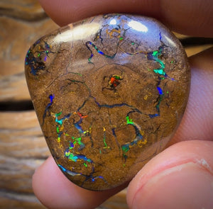 68.2cts - Queensland Boulder Opal. Bubbleband Formation