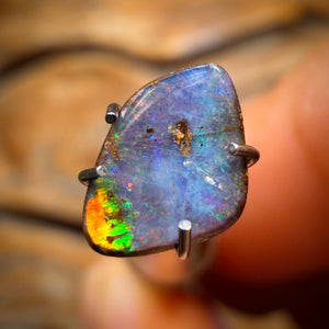 🔨 AUCTION 🔨 No Reserve 0.8cts - Queensland Boulder Seam Opal. Australian Opal