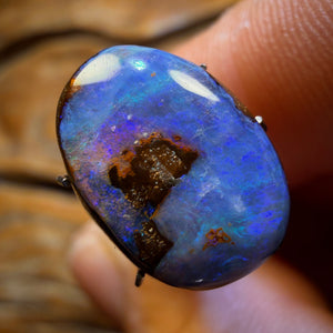 7.2cts - Queensland Boulder Seam Opal. Australian Opal