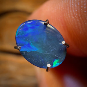 0.75cts - Australian Boulder Opal Doublet