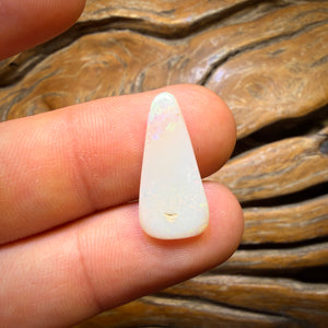 Bargain Card! 3.5cts - South Australian White Opal from Coober Pedy