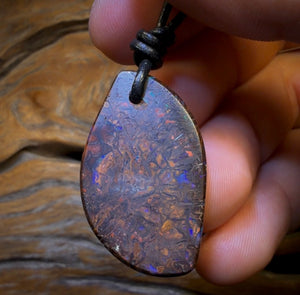 🔨 AUCTION 🔨 No Reserve 34 x 20mm - Drilled Tribal Queensland Boulder Opal Necklace