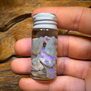 50.4cts - Lightning Ridge Opal Vial