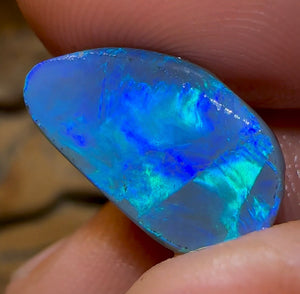 4.15cts - Lightning Ridge Black Opal Rub - Opal Whisperers