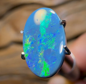 1.6cts - Australian Solid Black Opal from Lightning Ridge - Opal Whisperers