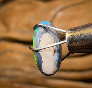 1.9cts - Solid Black Opal from Lightning Ridge