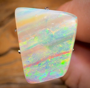 5cts - GEM Queensland Boulder Seam Opal. Pure Crystal Opal Andreou Heritage Collection