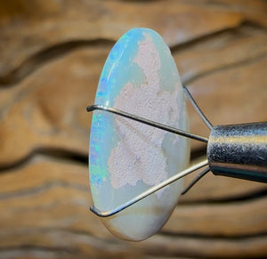 6.4cts - Lightning Ridge Light Opal. Gem Quality - Opal Whisperers