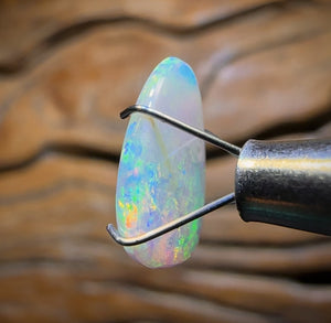 Auction Fall-Through = Your Gain! 🔥 Now More Than 50% Off RRP 🚨 2.19cts - Lightning Ridge Crystal Opal