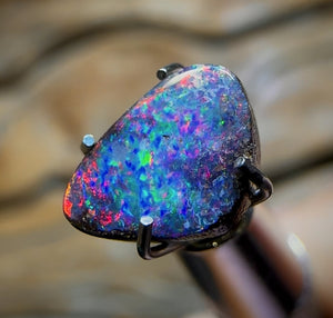 1.2cts - “Chemical Flash” Queensland Boulder Seam Opal