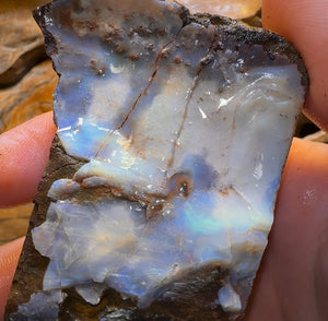 292g - Queensland Boulder Seam Opal Rough Specimen - Opal Whisperers