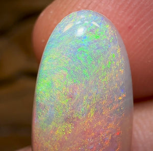 2.7cts - South Australian Crystal Opal - Opal Whisperers