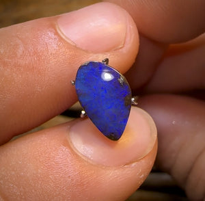 2.9cts - “Royal Blue”Queensland Boulder Seam Opal