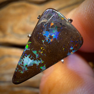 4.6cts - Bubble Band Opal from Winton