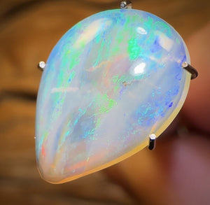 2.35cts - South Australian Crystal Opal
