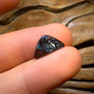 2.7cts - Tribal Queensland Boulder Opal from Yowah