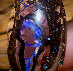62.6cts - Koroit Nut Kernel Opal with Tribal Pattern Combination, Double Sided