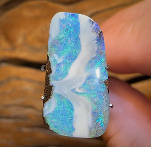 5.1cts - “What is it?”Australian Boulder Seam Opal