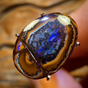 4.3cts - Tribal Yowah Nut Opal. Australian Opal