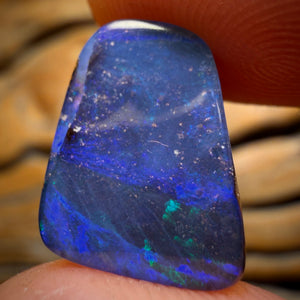 6.1cts - Australian Boulder Seam Opal