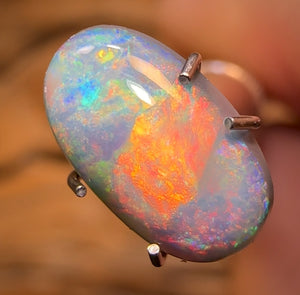 1.55cts - GEM Lightning Ridge Black Opal. Multicolours!