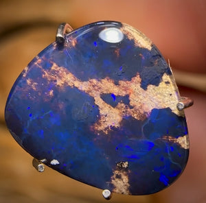 Auction Fall-Through = Your Gain! 🔥 Now More Than 50% Off RRP 🚨 1.65cts - “Deep Blue Dropoff” Solid Australian Boulder Pipe Opal