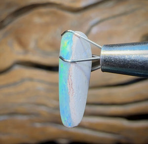 2.9cts - Lightning Ridge Light Opal. Gem Quality - Opal Whisperers