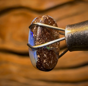 Auction Fall-Through = Your Gain! 🔥 Now More Than 50% Off RRP 🚨 1.8cts - Queensland Boulder Seam Opal