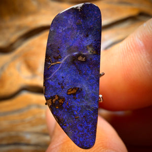 9.6cts - Australian Boulder Seam Opal
